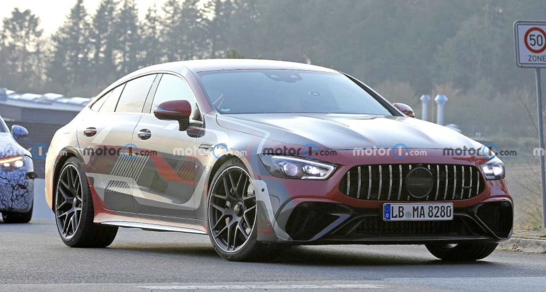 奔驰最新插混下放性能猛兽amggt73e曝光