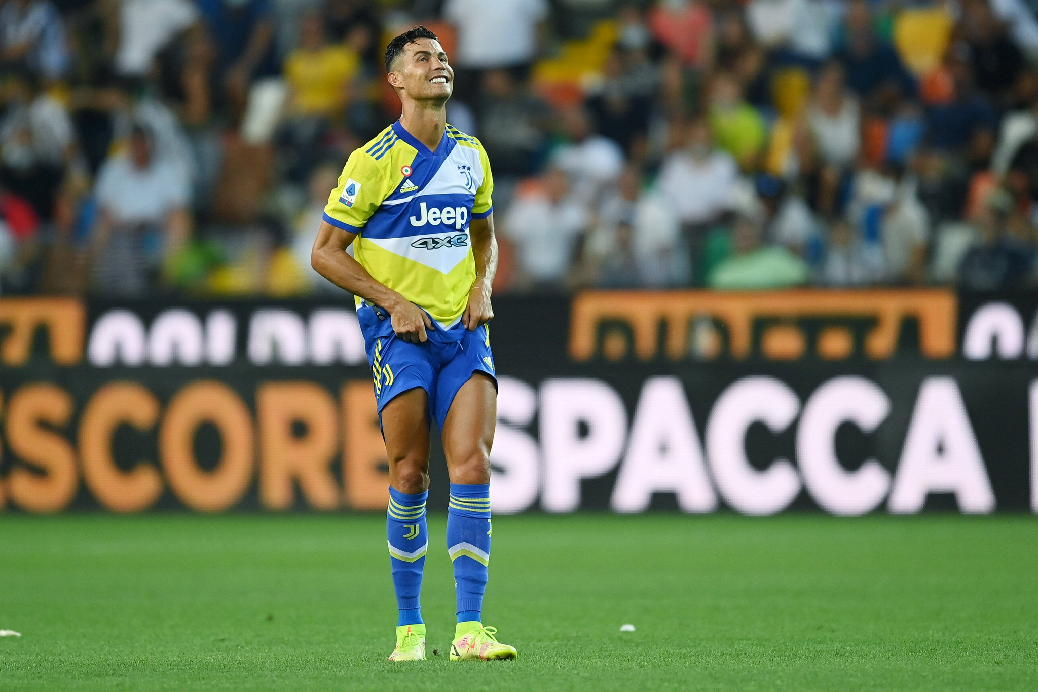 体坛联播｜中国暂列残奥会奖牌榜第一，姆巴佩C罗即将离队休闲区蓝鸢梦想 - Www.slyday.coM