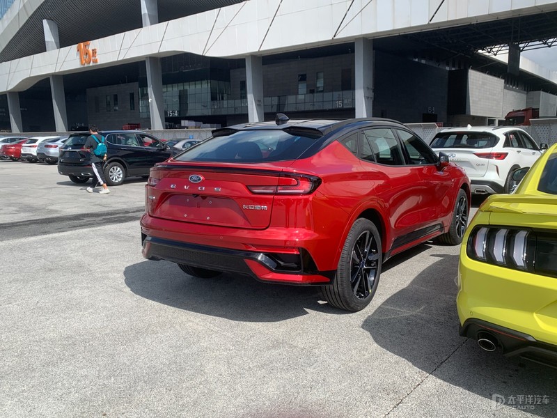 2021成都车展探馆长安福特evos亮相