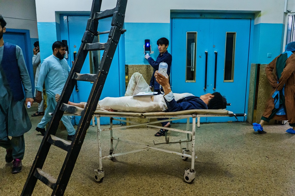 Surging images of the wounded in the hospital after the terrorist attack on the Afghan airport