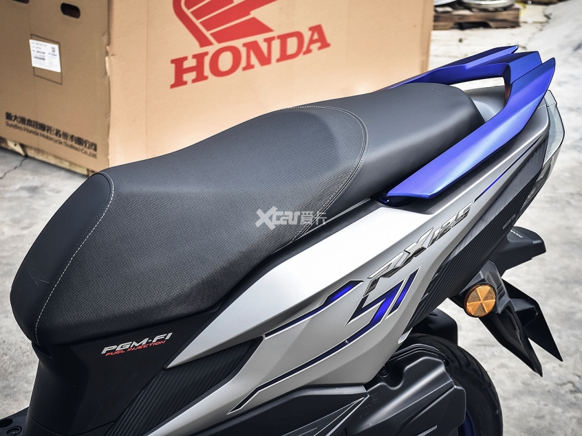 合资踏板中的颜王新大洲本田裂行实拍