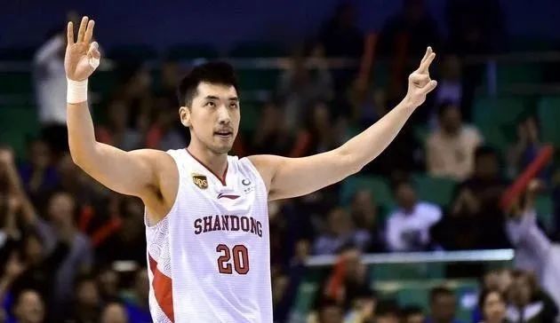 这波操作绝了!周琦与丁彦雨航新赛季互换东家,双赢休闲区蓝鸢梦想 - Www.slyday.coM 这波操作绝了!周琦与丁彦雨航新赛季互换东家,双赢休闲区蓝鸢梦想 - Www.slyday.coM