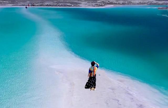 站在上帝的视角看大柴旦翡翠湖,才知道它有多美休闲区蓝鸢梦想 - Www.slyday.coM 站在上帝的视角看大柴旦翡翠湖,才知道它有多美休闲区蓝鸢梦想 - Www.slyday.coM