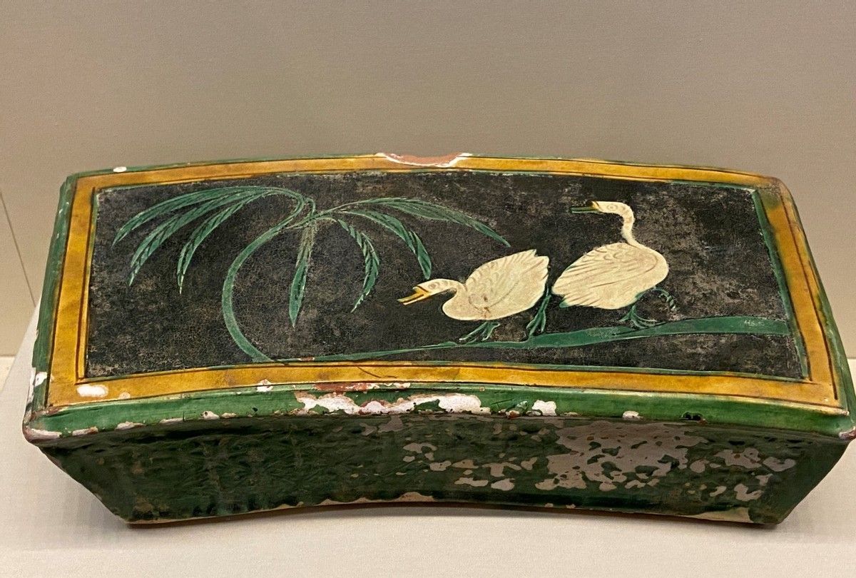 国博:一批漂亮金代三彩瓷枕,是河津窑考古新成果