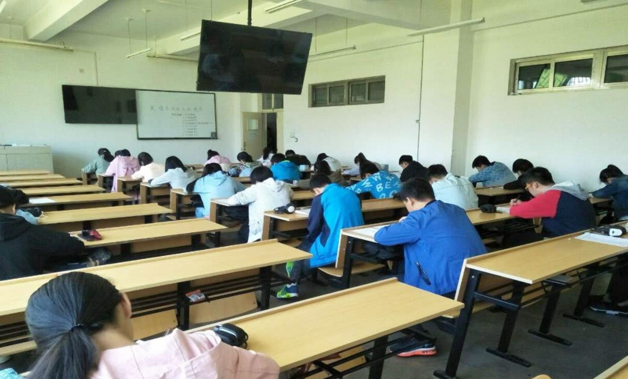 22年高考或将迎来变化,选科规则出新招,高中生备考难度加大休闲区蓝鸢梦想 - Www.slyday.coM 22年高考或将迎来变化,选科规则出新招,高中生备考难度加大休闲区蓝鸢梦想 - Www.slyday.coM