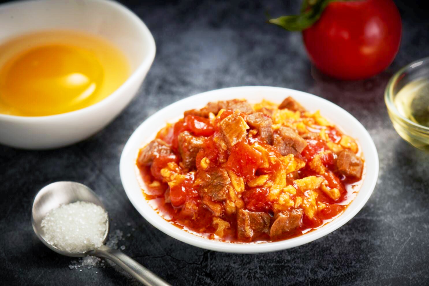 番茄牛肉饭:酸甜可口,营养健康,简单好学的快手早餐