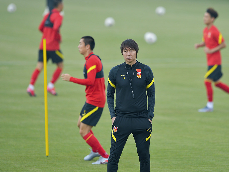 美媒盛赞李铁：中国足球就像是你的儿子，不能说考不好就不要了休闲区蓝鸢梦想 - Www.slyday.coM