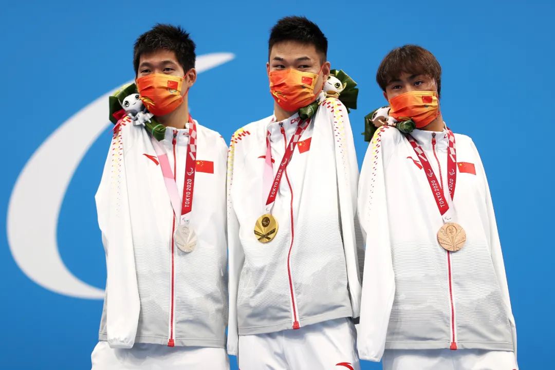 中国队包揽金银铜牌！背后故事超级励志休闲区蓝鸢梦想 - Www.slyday.coM