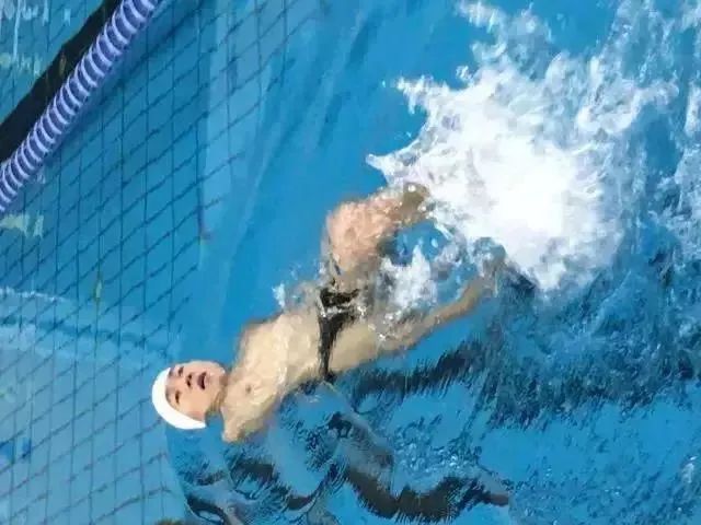 中国队包揽金银铜牌！背后故事超级励志休闲区蓝鸢梦想 - Www.slyday.coM