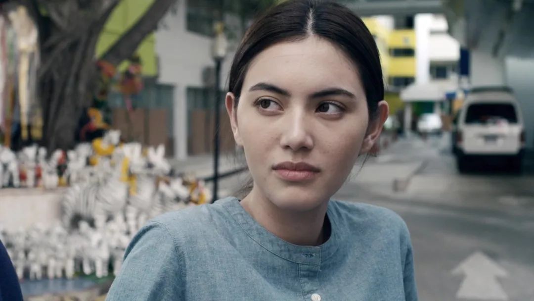 值得一提的是,因为导演的要求,mai在电影里是全素颜.