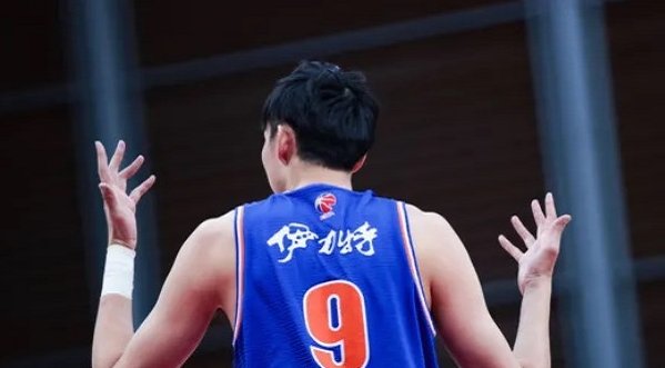 周琦宣布退出整个赛季!名记解读:篮协与CBA甩锅,时间迫在眉睫休闲区蓝鸢梦想 - Www.slyday.coM 周琦宣布退出整个赛季!名记解读:篮协与CBA甩锅,时间迫在眉睫休闲区蓝鸢梦想 - Www.slyday.coM