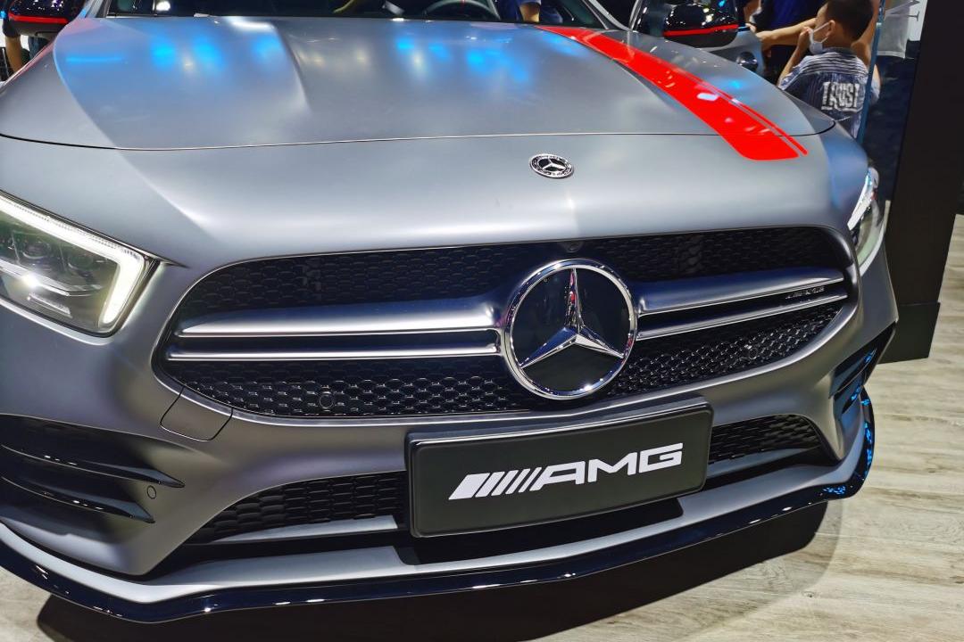 2021成都车展丨梅赛德斯-amg a 35 l炽夜特别版上市售43.98万元