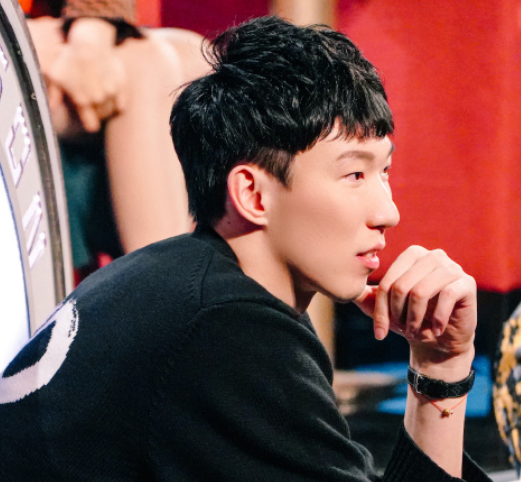 突发!周琦宣布退出CBA新赛季,打算一整年不打球,与新疆队闹翻休闲区蓝鸢梦想 - Www.slyday.coM 突发!周琦宣布退出CBA新赛季,打算一整年不打球,与新疆队闹翻休闲区蓝鸢梦想 - Www.slyday.coM