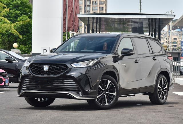 车界观察:皇冠版"汉兰达"上市,为情怀多花1万值不值?