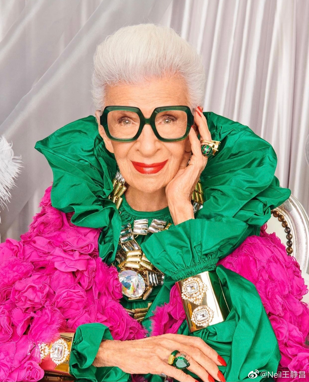 今天是时尚偶像iris apfel 100岁的生日