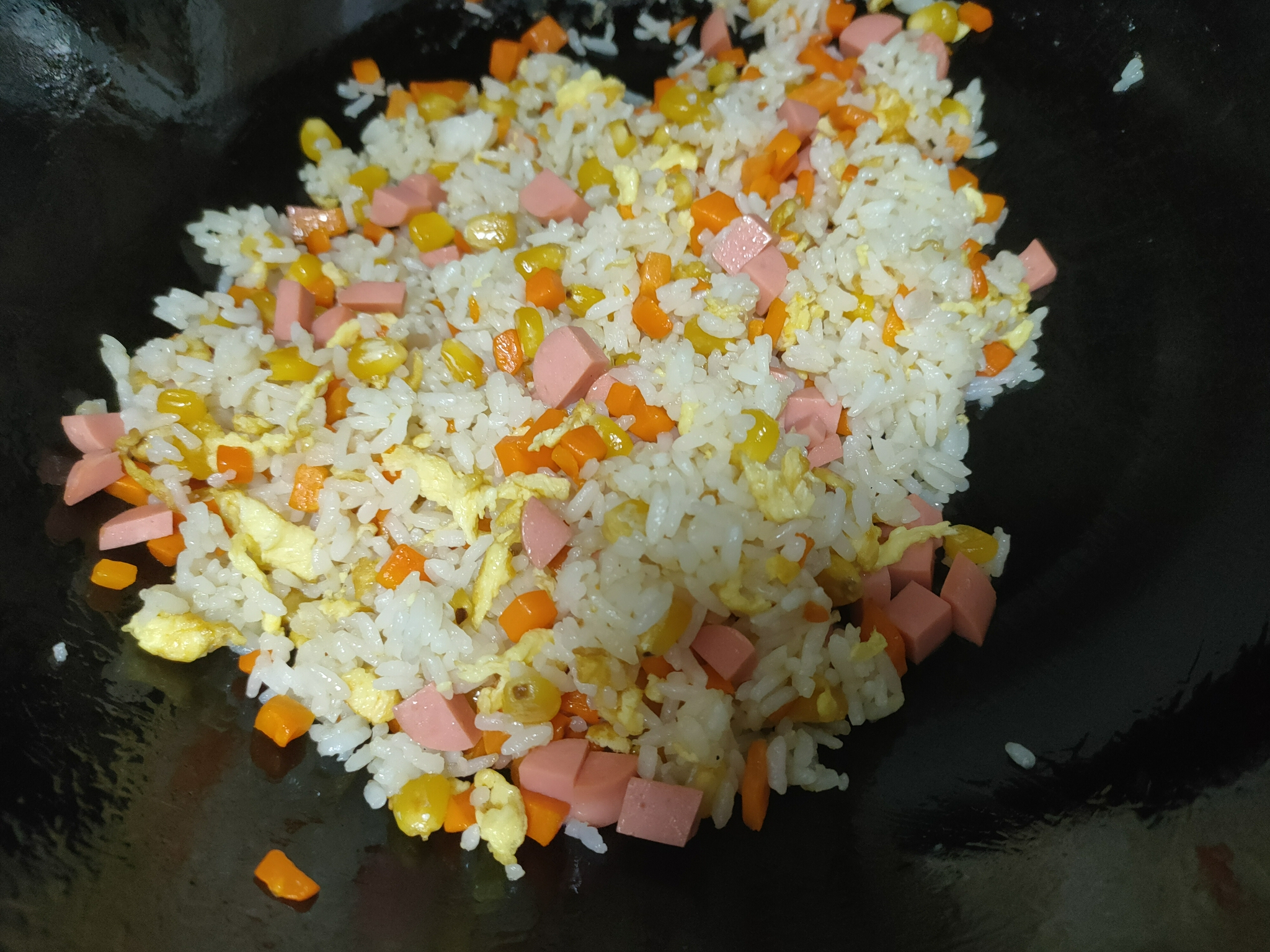 蛋炒饭,先炒鸡蛋还是先炒米饭?5个步骤操作,米饭粒粒分明