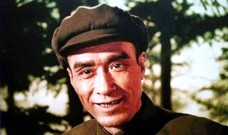 著名艺术家田方:与妻子比翼共翔天地间《英雄儿女》