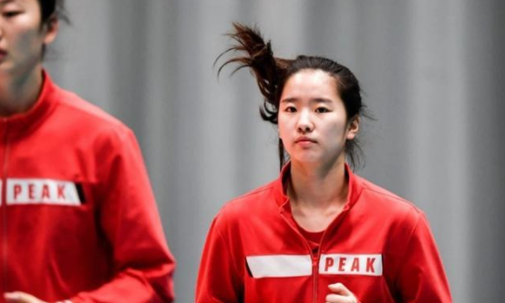 王梦洁备战全运会正面pk倪非凡或坐稳中国女排主力自由人