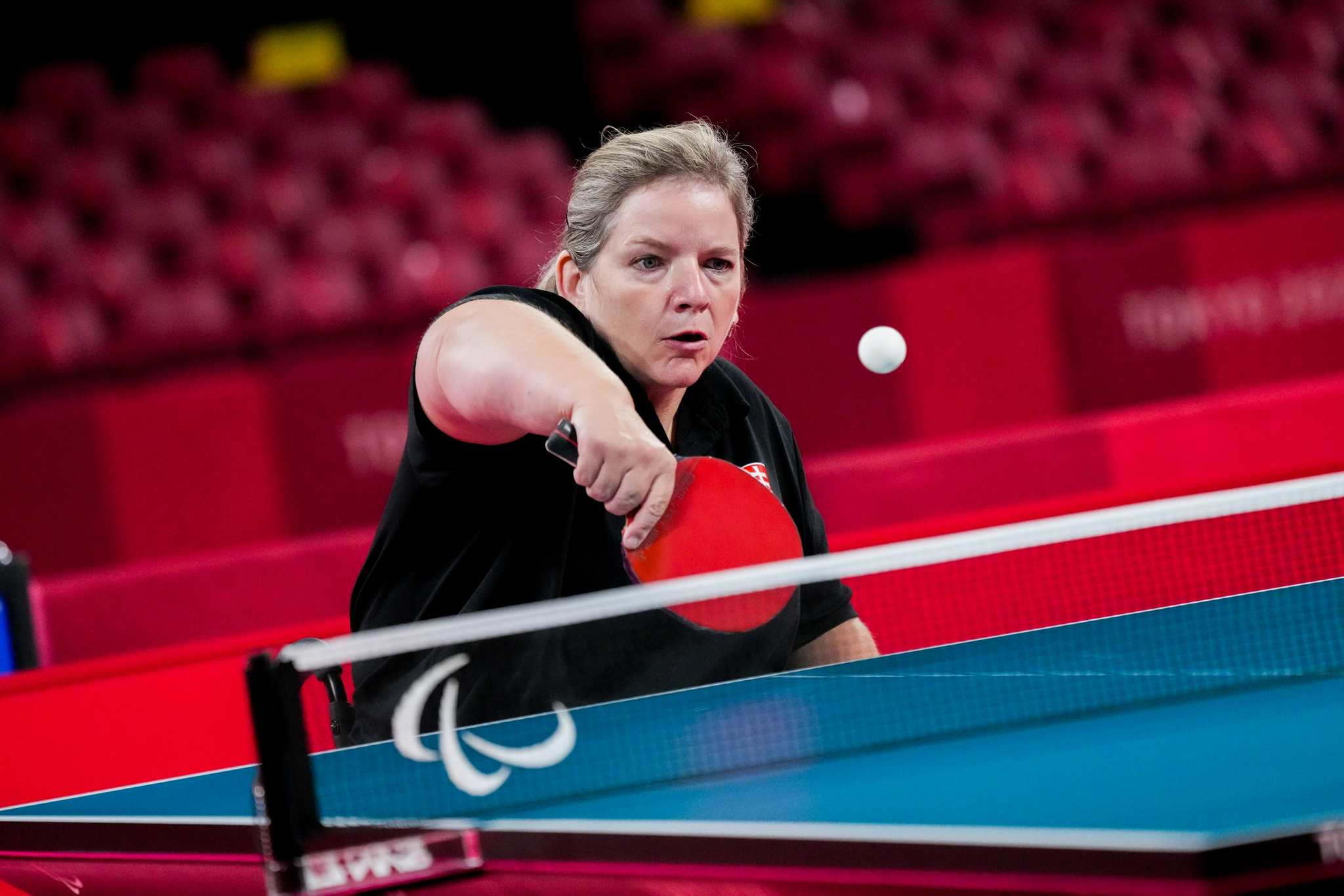 乒乓球薛娟夺得女单3级金牌