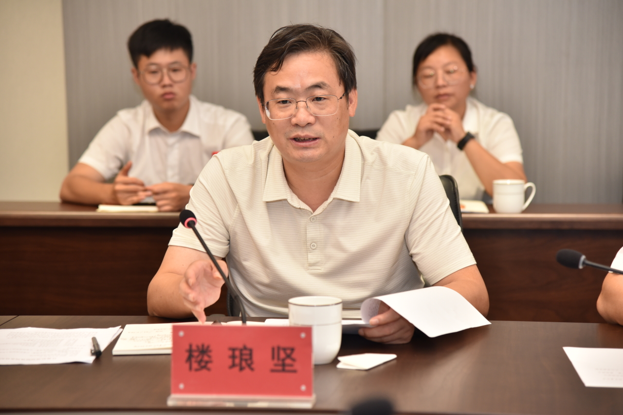 在28日召开的座谈会上,郭锦明简要介绍了横店基本情