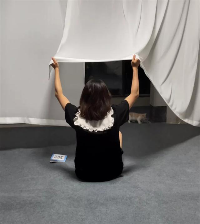 95后江苏女孩用10年积蓄，买下120㎡毛坯房，为省钱不装修直接住休闲区蓝鸢梦想 - Www.slyday.coM