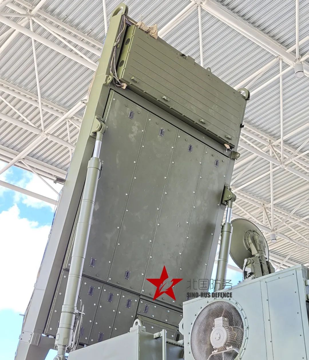 s500反导系统标配aesa雷达亮相