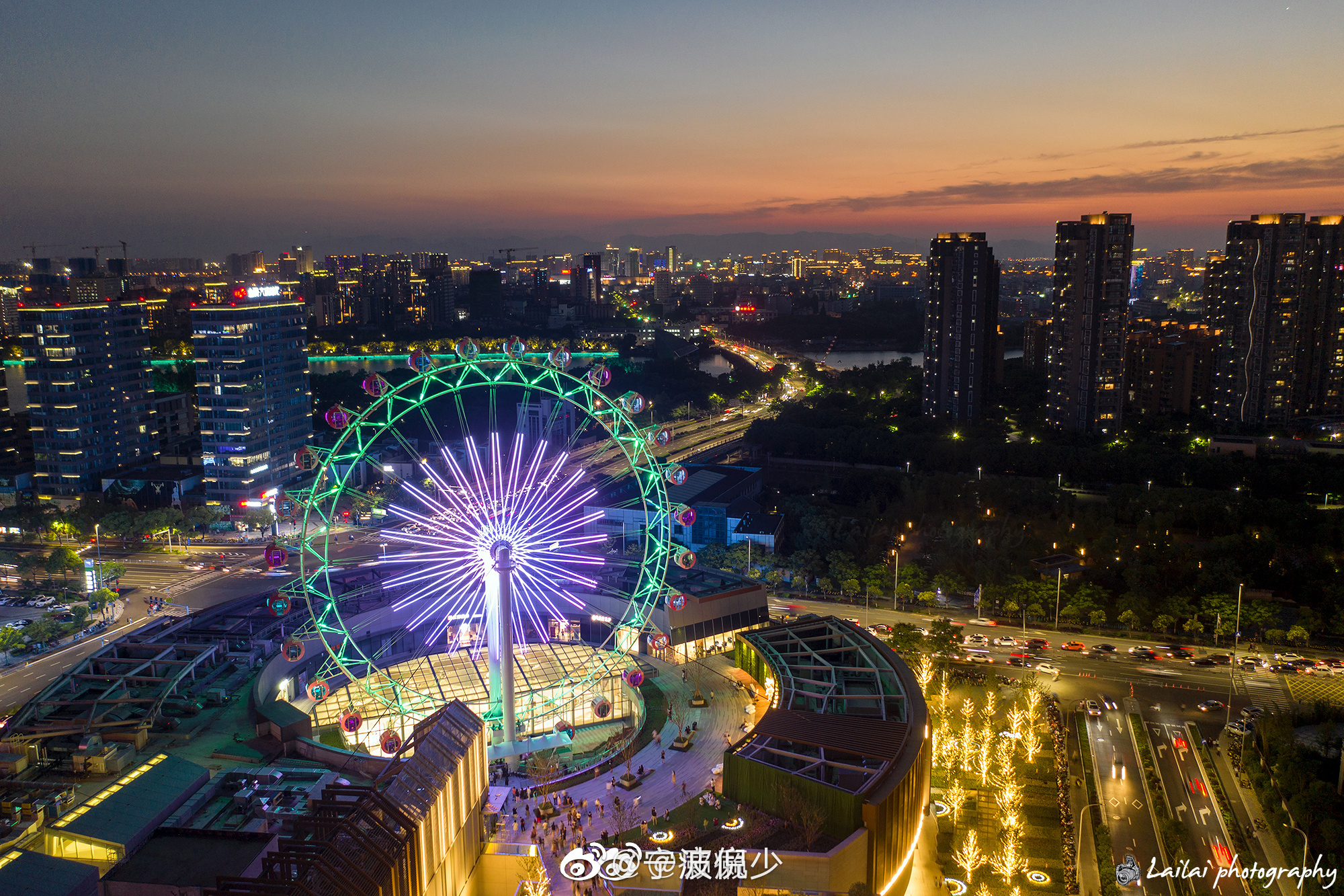 投稿: 川流万象 宁波新地标-万象城&摩天轮