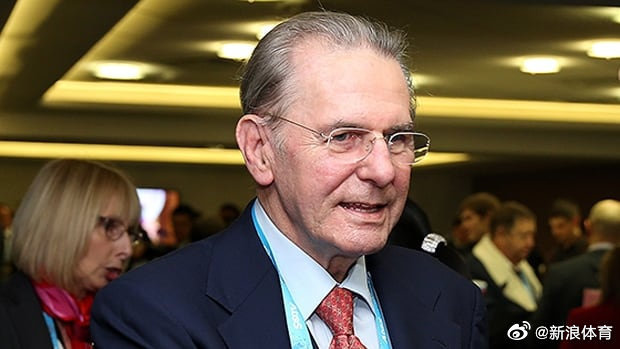 2004年雅典奥运会上杜丽夺得这届奥运会的首枚金牌