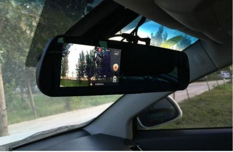 国内标配行车记录仪,为何国外全面禁止?差距不止一点点