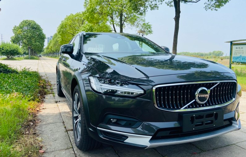 新款沃尔沃v90cc上市起售4479万元车叔为何不推荐买