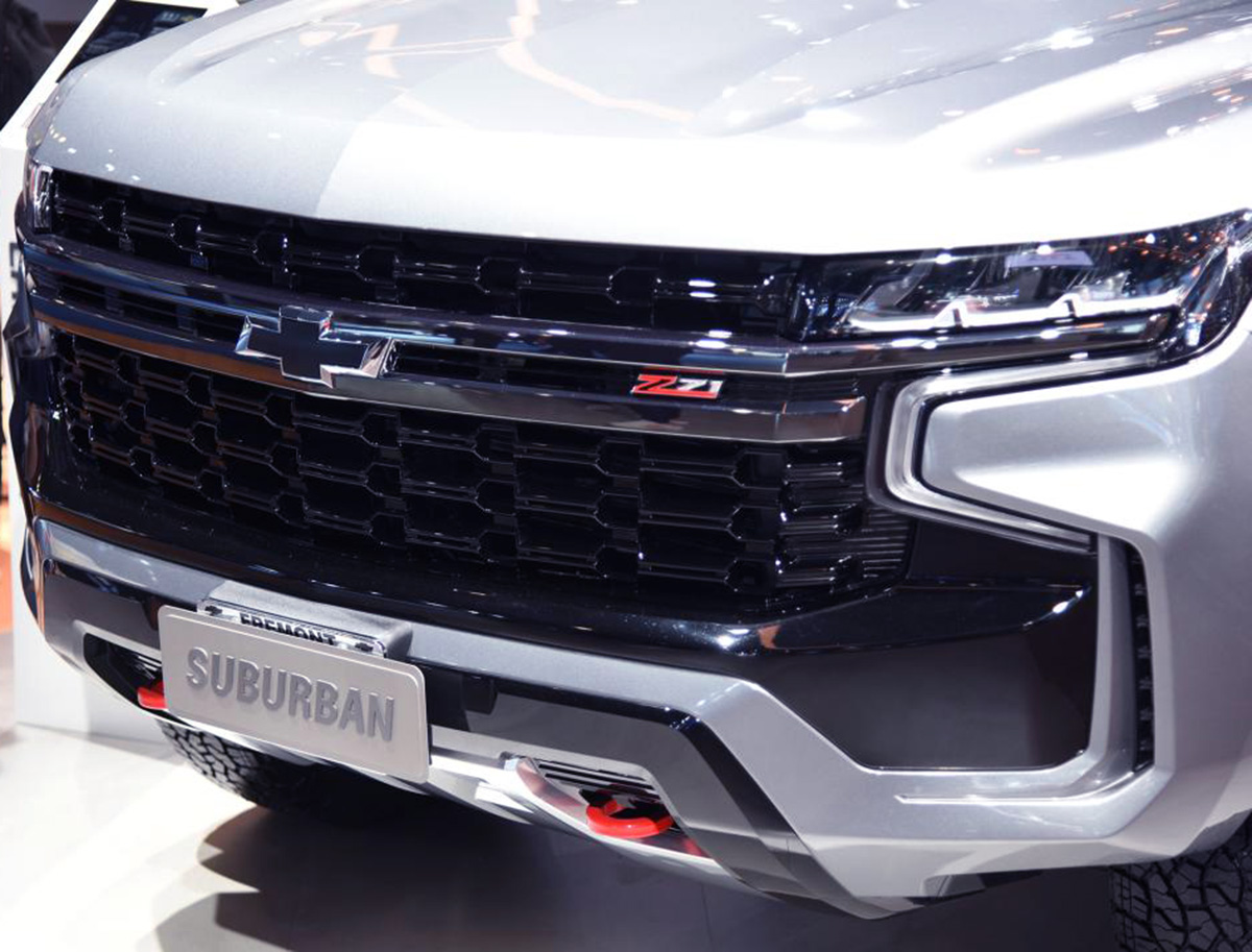 雪佛兰最霸气suv真正大7座新款萨博班实车亮相53l动力