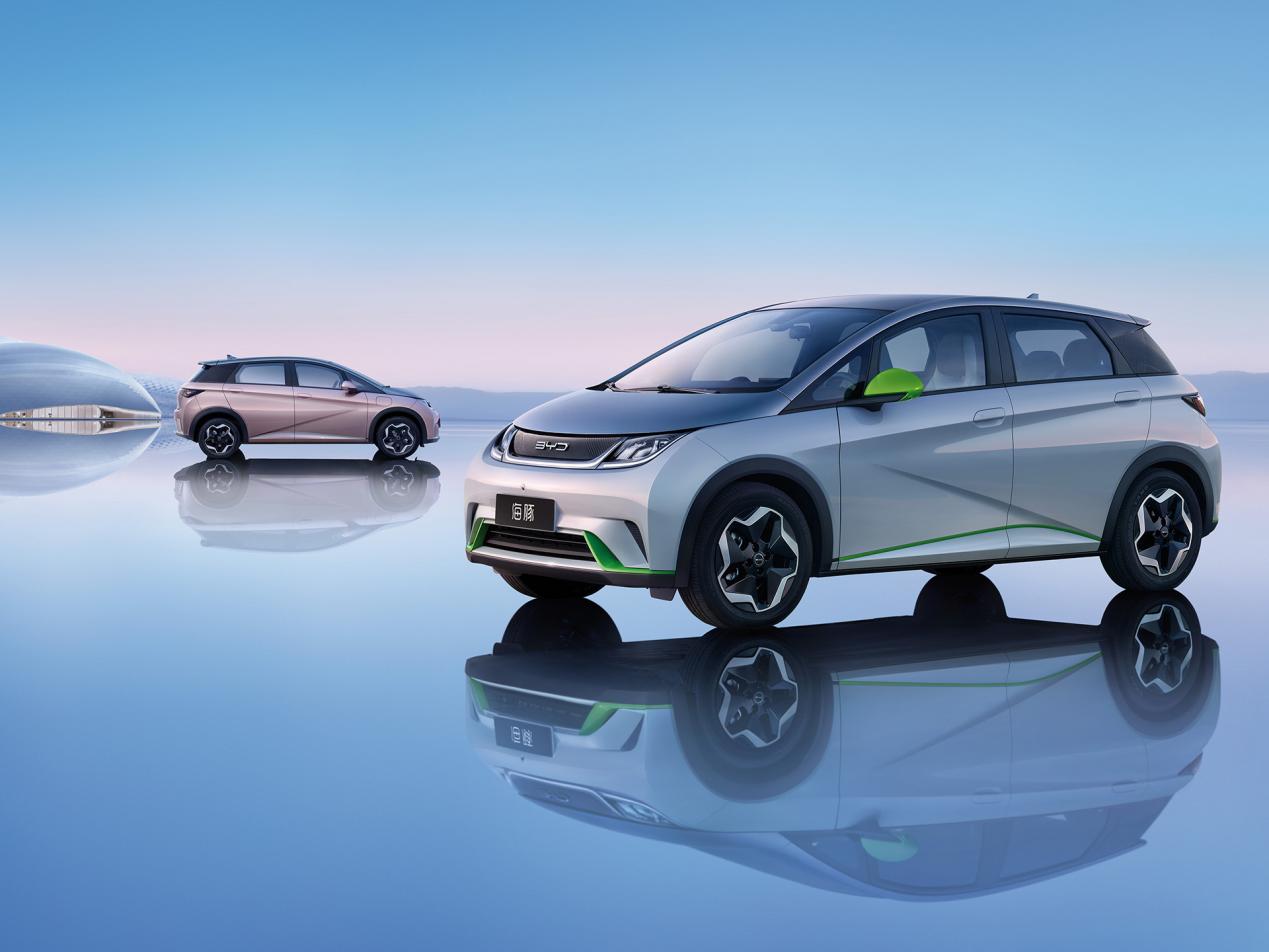 精品小电动哪家强? 比亚迪海豚对比欧拉好猫-新浪汽车