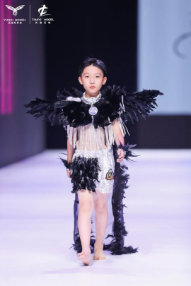 天意艺培童星代言人韩宇轩勇敢的暖心大boy