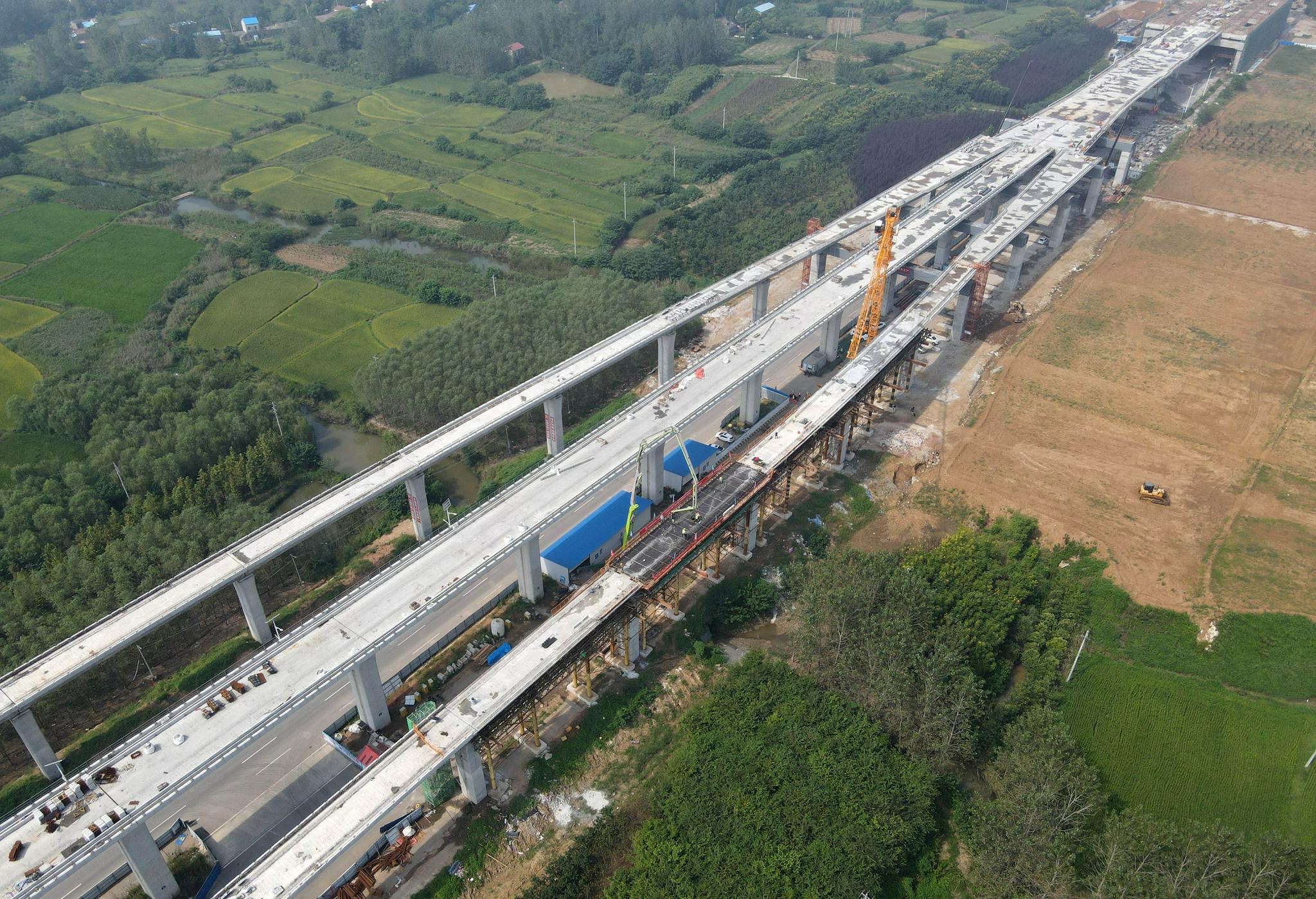 安徽:滁宁城际铁路施工忙|安徽省|城际铁路|无人机_新浪新闻