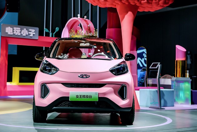 中,奇瑞小蚂蚁(配置|询价)女王梳妆台亮相,新车基于小蚂蚁女王版打造