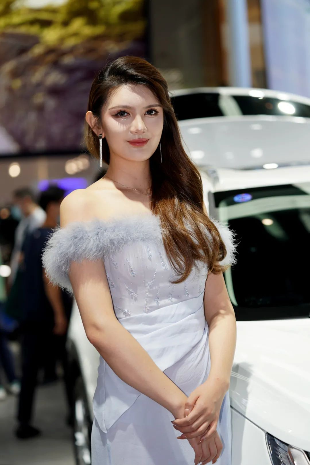 成都车展模特图集50张苏雨农的长镜头