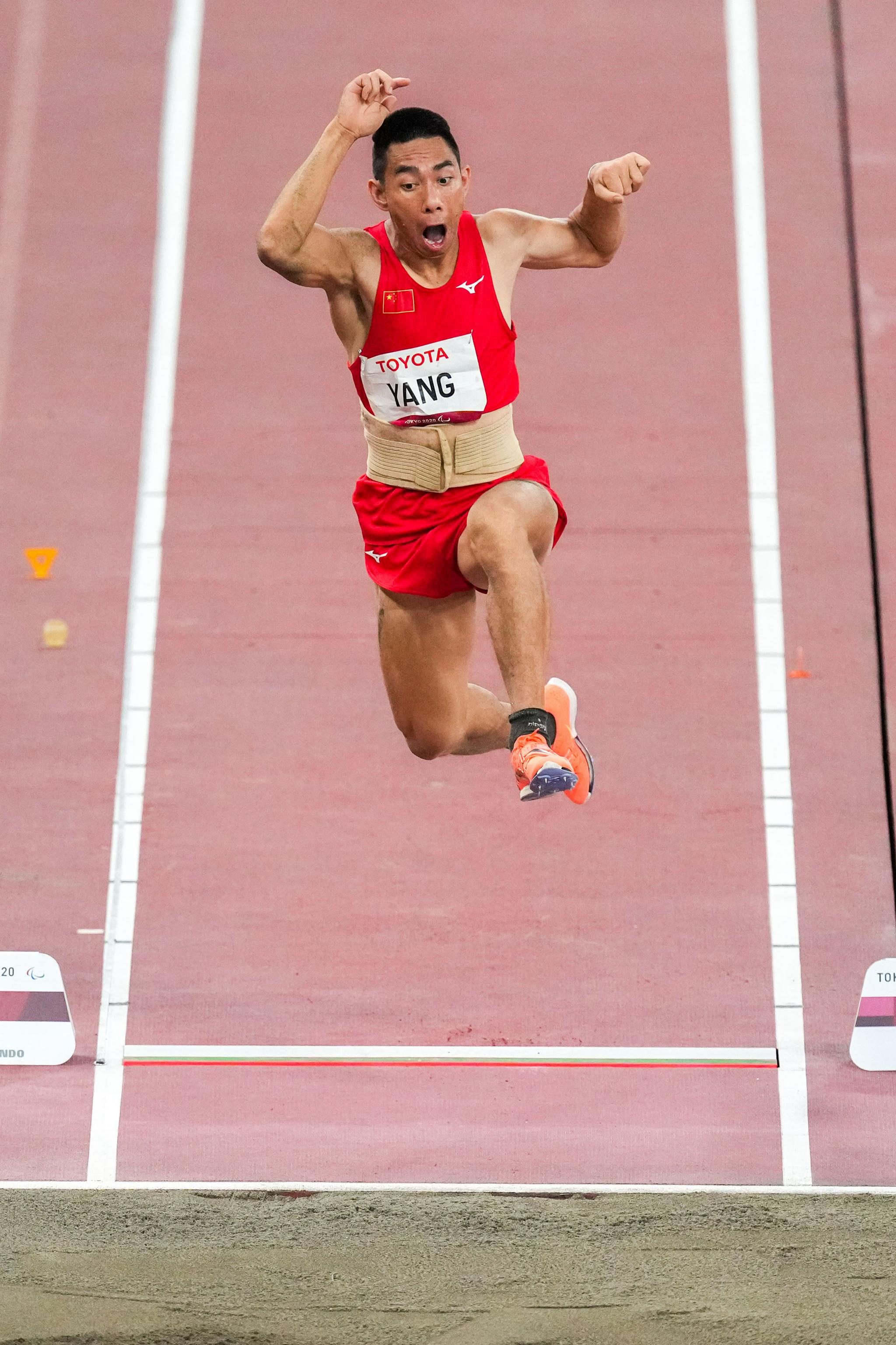 田径——男子跳远t36级赛况|田径|男子跳远|残奥会_新浪新闻