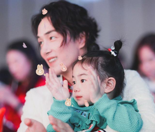 高质量爸爸李承铉：上节目会给戚薇打电话，对女儿教育更让人佩服休闲区蓝鸢梦想 - Www.slyday.coM