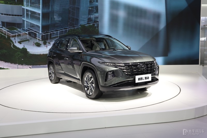 2021成都车展:北京现代途胜l混动版亮相