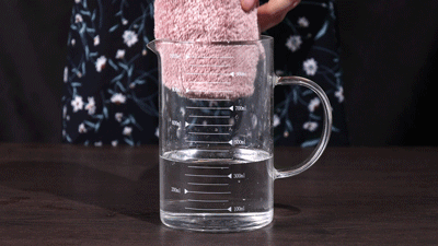 ▲只剩杯底一点点了