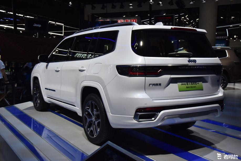 吉普大指挥官2021款(吉普大指挥官2021款价格)