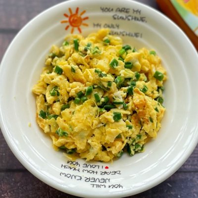 好吃的葱花炒蛋