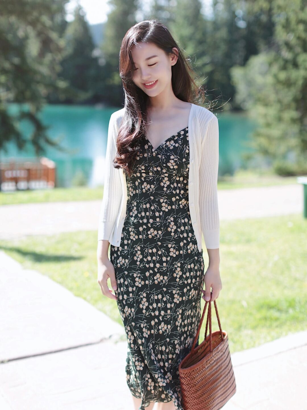 时髦女人换季不要乱穿衣，这些穿搭公式可照搬，日常实用还洋气休闲区蓝鸢梦想 - Www.slyday.coM