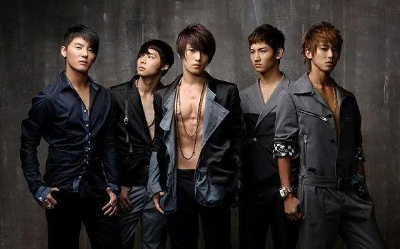 朴有天塌房之后还能塌？被经纪人曝交50个女朋友，还有粉丝粉他？休闲区蓝鸢梦想 - Www.slyday.coM