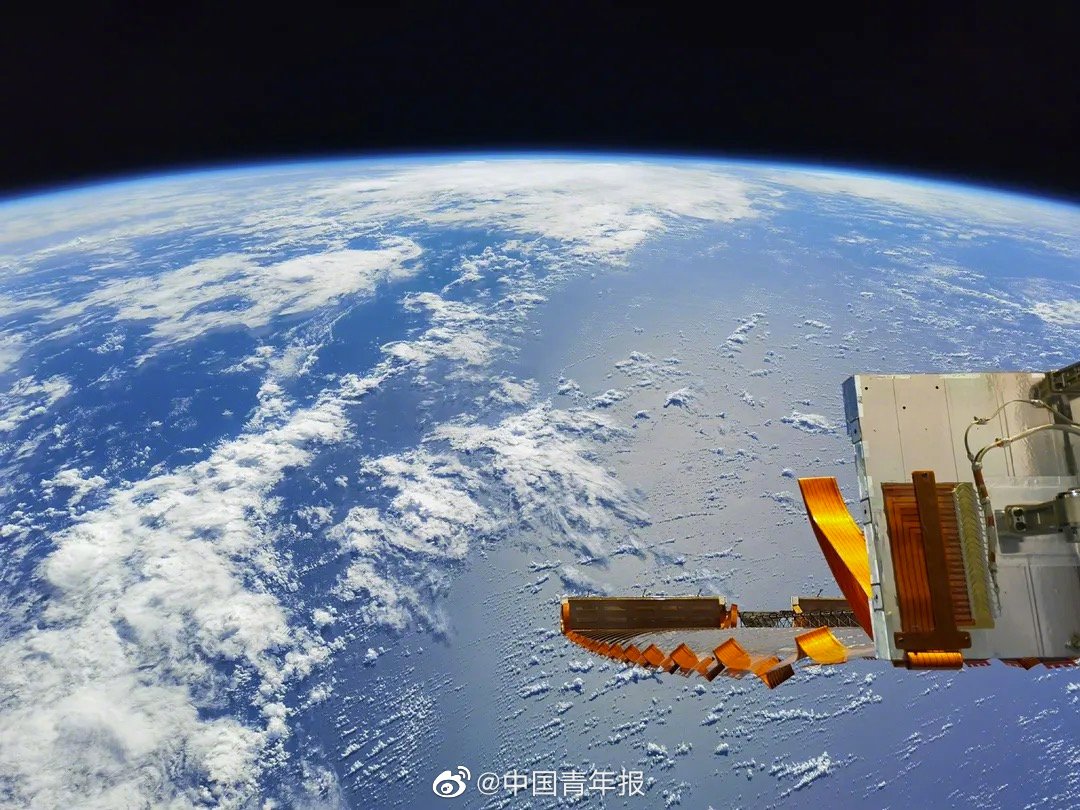 聂海胜从太空拍的北京夜景绝了 网友：宇宙景房多少钱一晚？休闲区蓝鸢梦想 - Www.slyday.coM