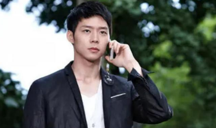 朴有天塌房之后还能塌？被经纪人曝交50个女朋友，还有粉丝粉他？休闲区蓝鸢梦想 - Www.slyday.coM