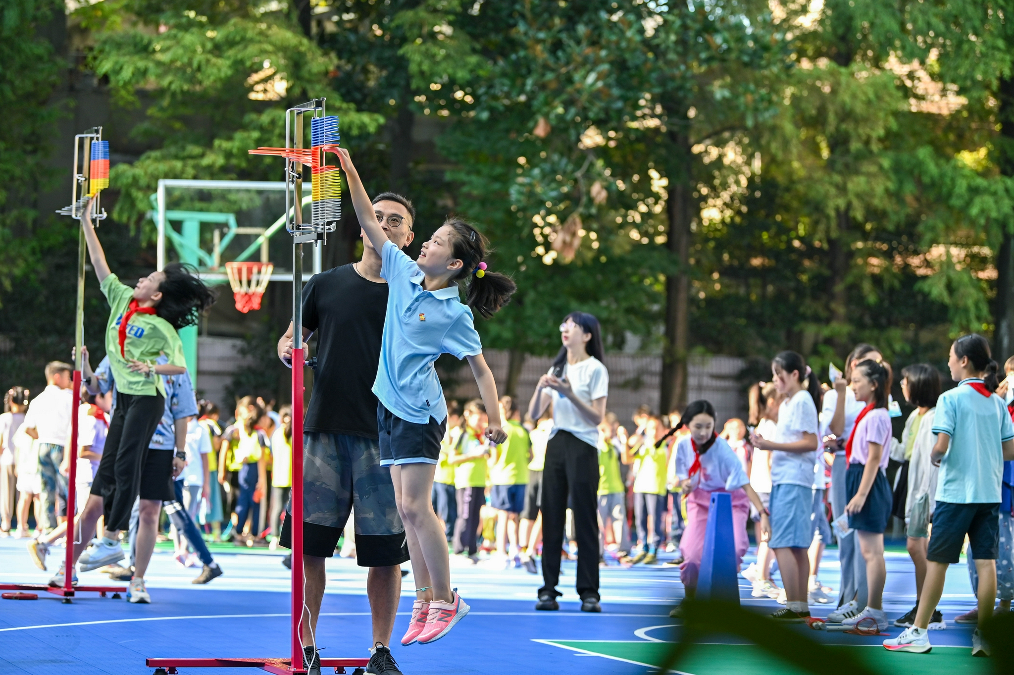 杭州:开学首日 先来体测