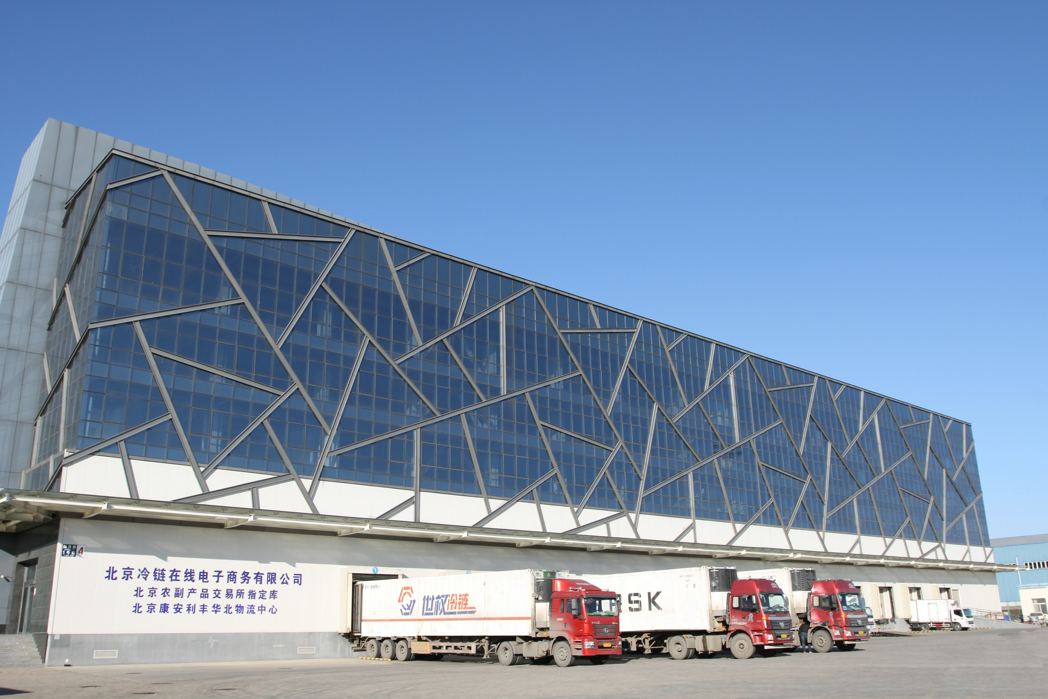 马坊镇已建成1.8万吨全自动立体化冷库