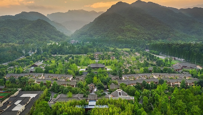 首席体验官 | 六善中国独一家，青城山下的可持续住宿体验