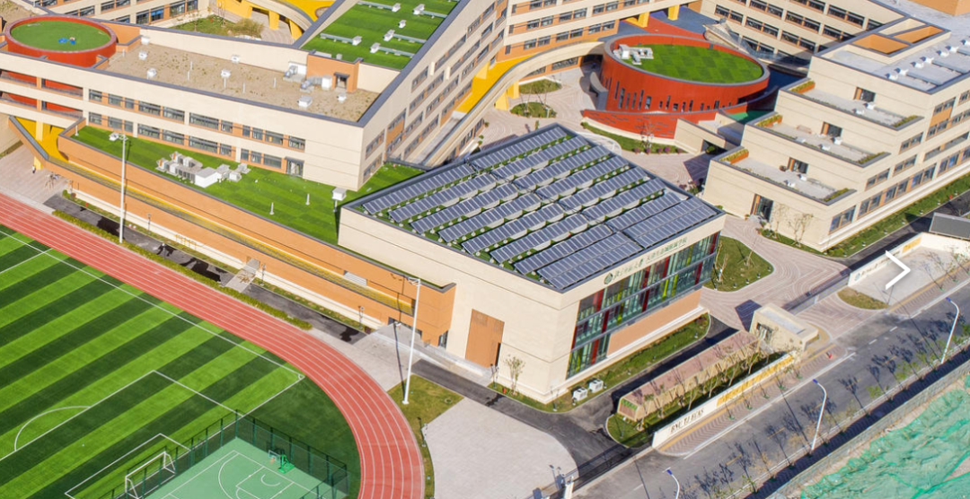 整县推进助力光伏校园成为新风尚学习发电两不误